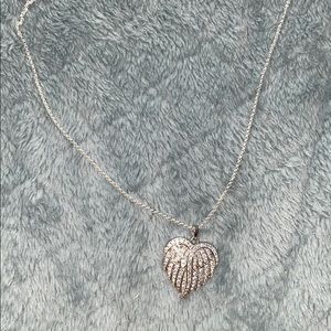 Angel wing heart necklace !!!!